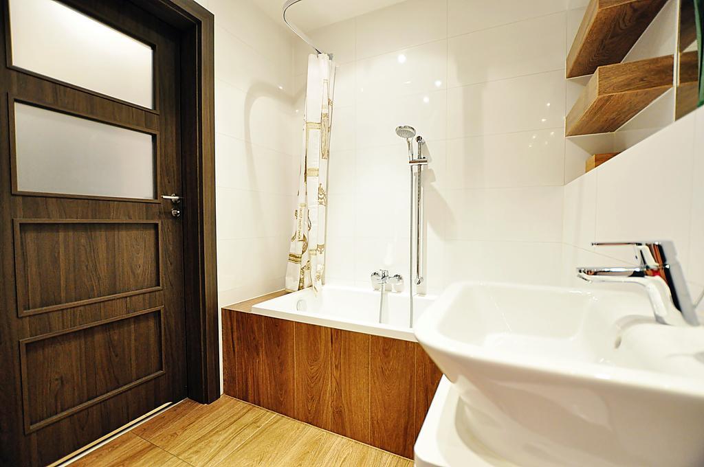 Designomania Apartments - Nadwislanska 11 Краков Экстерьер фото