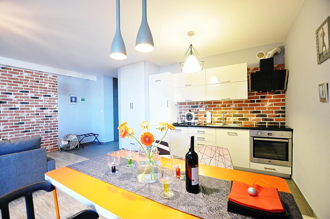 Designomania Apartments - Nadwislanska 11 Краков Экстерьер фото